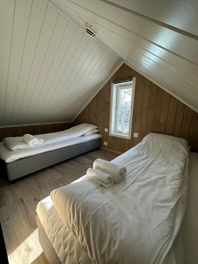 Hotel Norsk Havbrukssenter - Rorbuer Bronnoysund Exterior foto