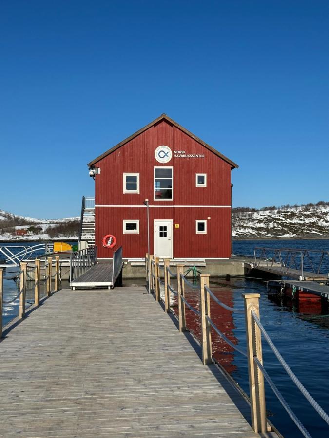 Hotel Norsk Havbrukssenter - Rorbuer Bronnoysund Exterior foto