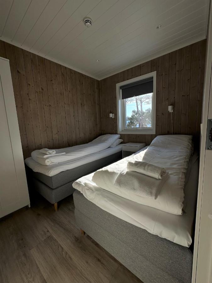 Hotel Norsk Havbrukssenter - Rorbuer Bronnoysund Exterior foto